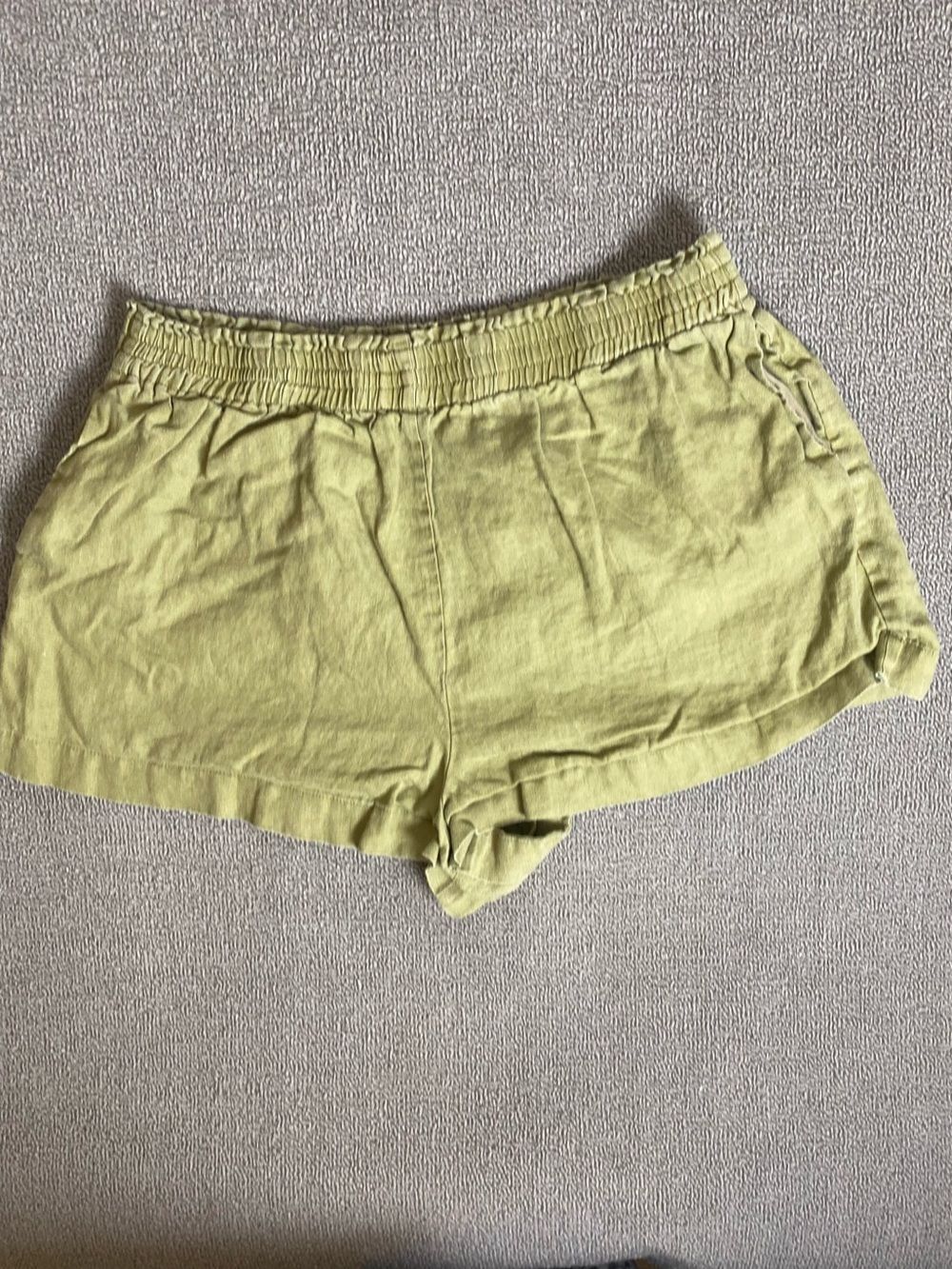 Reformation Elastic-Waist Linen Shorts Beach Vacation Lightweight Coastal Summer